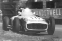 [thumbnail of 1955 british gp - juan manuel fangio (mercedes-benz w196).jpg]